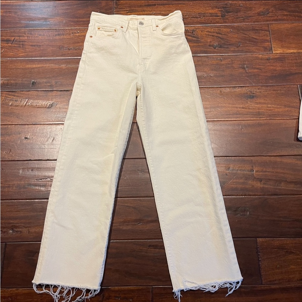 Levi’s Ribcage Straight wide leg Ankle jeans 26